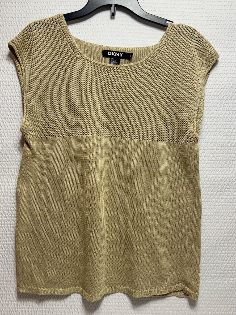 Vintage DKNY Women's Knit Cap Sleeve Top  khaki large